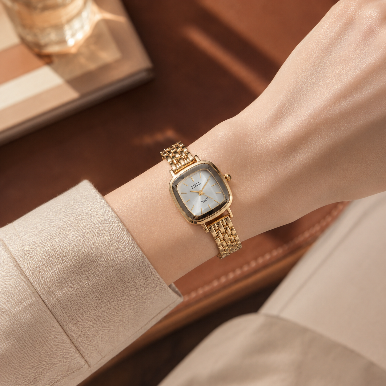 Ehhe Gold Square Watch